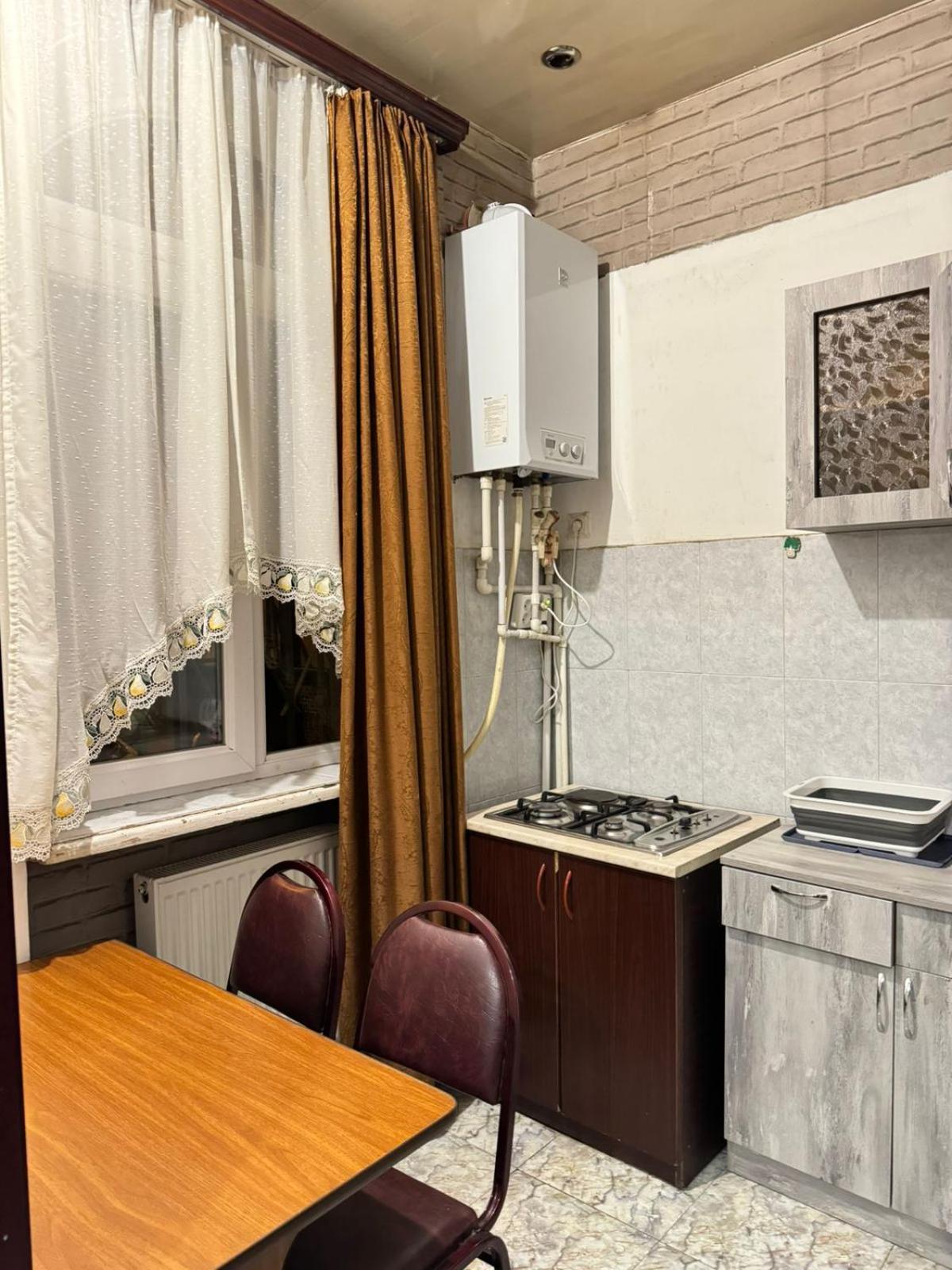 Benene'S Apartments Tbilisi Room photo
