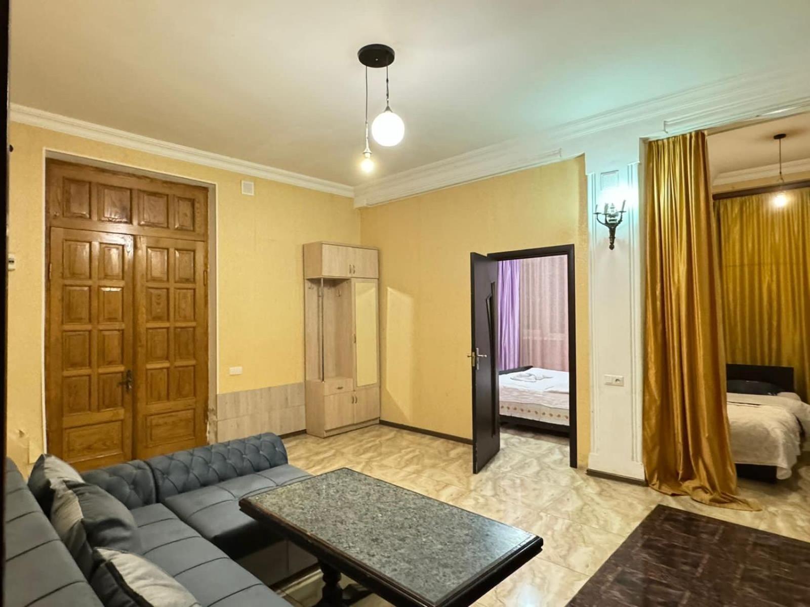 Benene'S Apartments Tbilisi Exterior photo