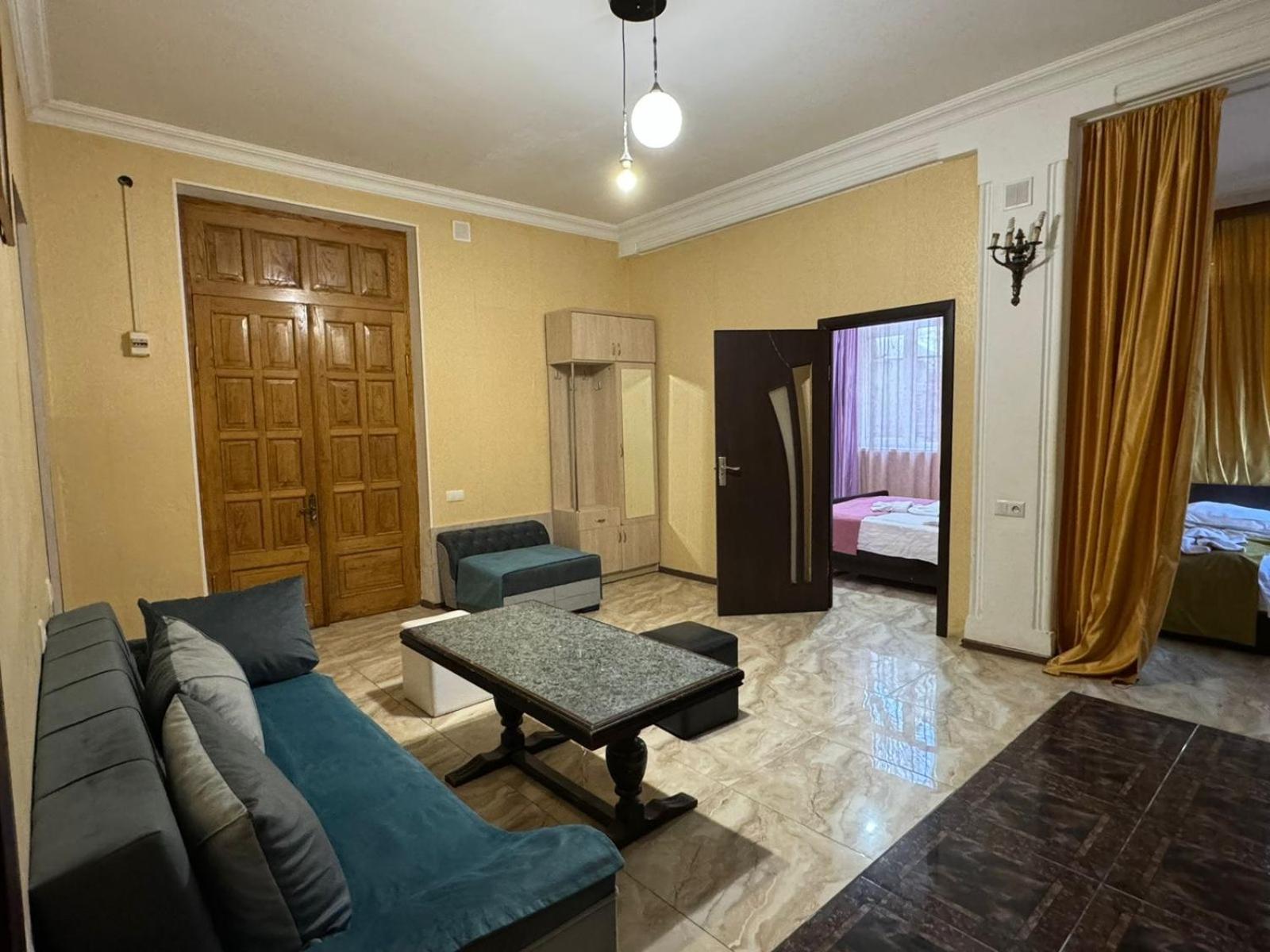 Benene'S Apartments Tbilisi Exterior photo